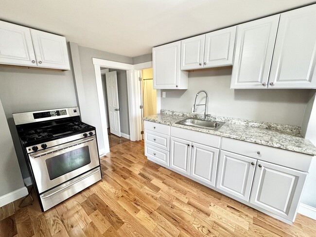 Photo - 25 Federal St Apartment Unit 2