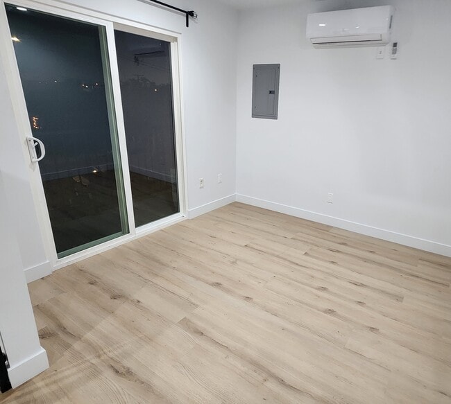 Sala de estar - 3449 Michigan Ave Unidad Apartment A