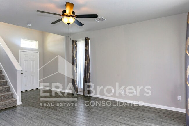 Photo - 909 Clanton Cove
