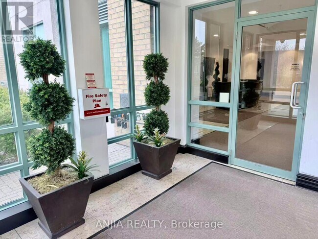 Photo - 51 Baffin Ct Unité PH15