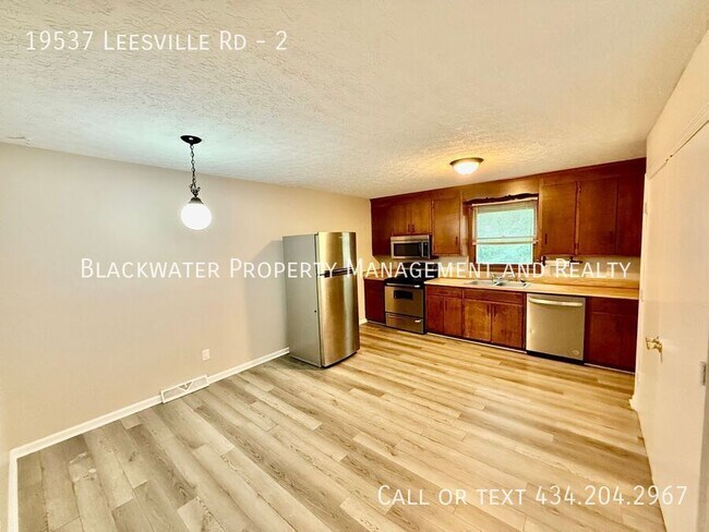 Photo - 19537 Leesville Rd Unit 2