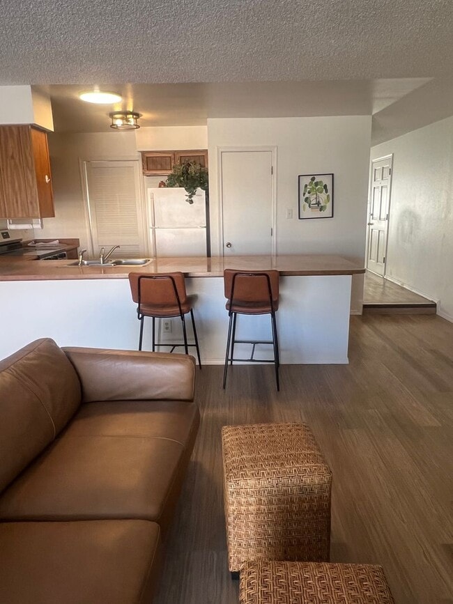 Photo - 1625/sf NE Home 3 Bedroom 2 Bath w  2 car garage