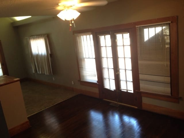 Photo - 2 Bedroom Duplex in Riverside!