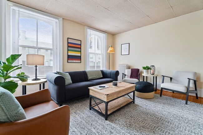 Photo - 102 N Tioga St