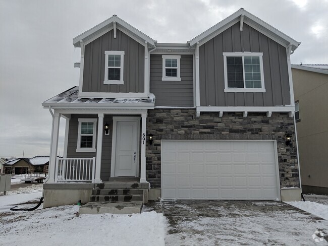 Building Photo - Available Now | Spacious 3-Bedroom Home wi...