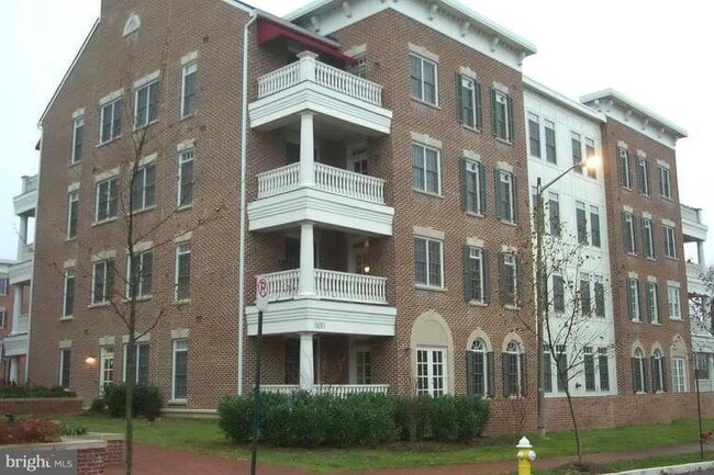 Photo - 600 Second St Unit 303