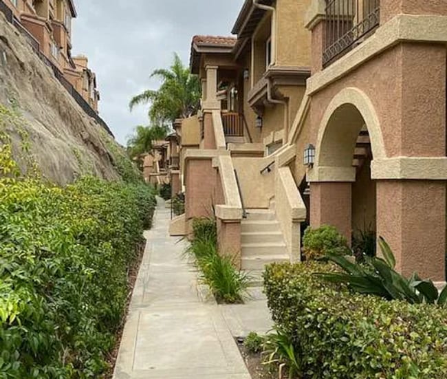 Photo - Beautiful Clubhouse Condo For Lease