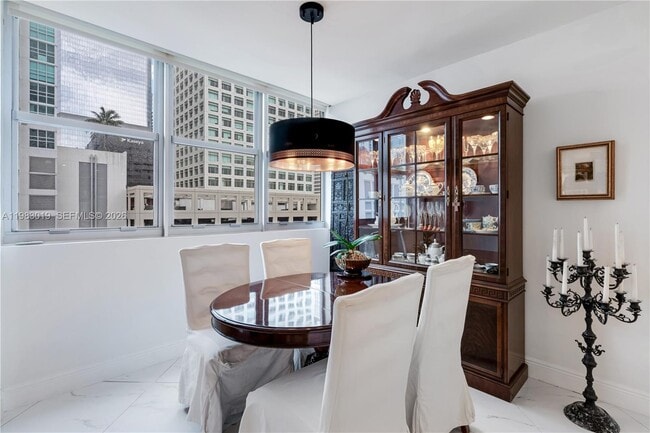 Photo - 825 Brickell Bay Dr Unit 850
