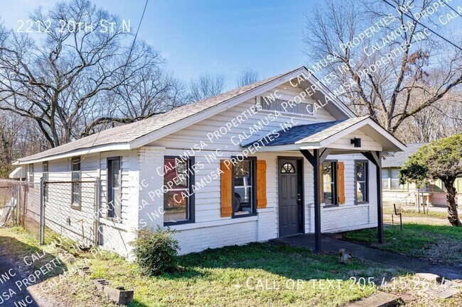 Photo - 2212 20th St N