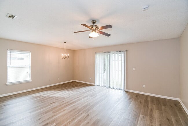 Photo - 1440 Bitterberry Dr