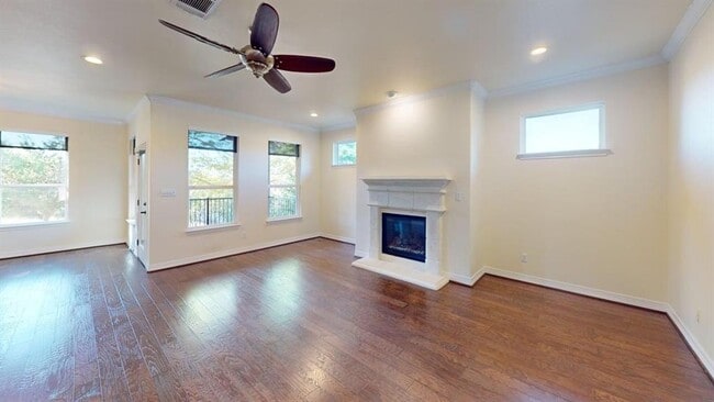 Photo - 12004 Terraza Cir