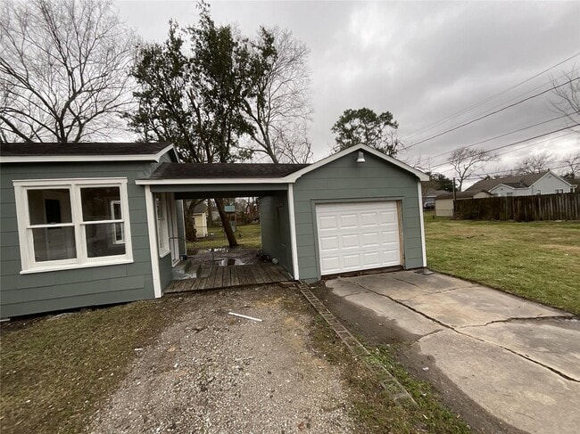 Photo - 302 S 5th St