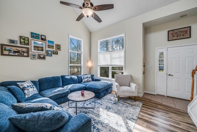 Photo - 2325 Rudder Ct