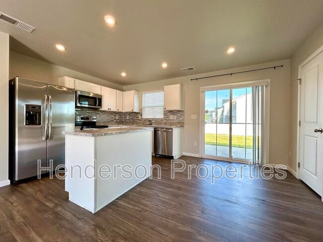 Photo - 5309 Merwyn Ave
