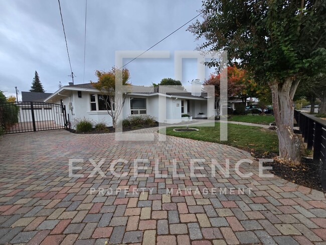 Beautiful Home in Willow Glen With Solar, ... - Beautiful Home in Willow Glen With Solar, ...