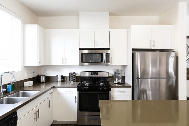 Paloma Apartment Homes