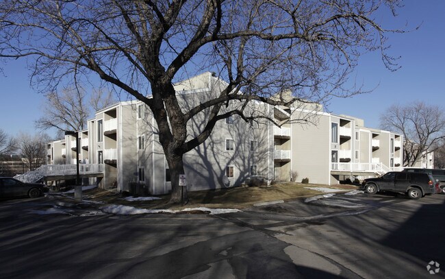 Photo - Grover Square Apartments
