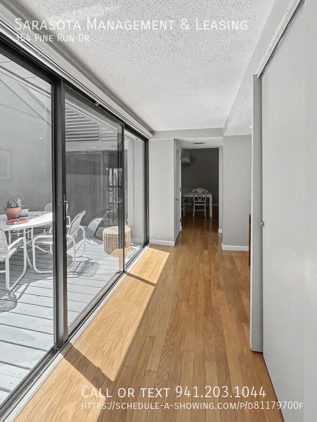 Photo - 354 Pine Run Dr