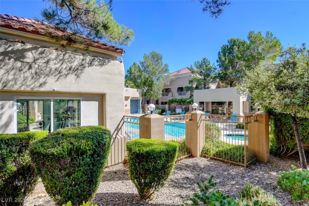 Photo - 1908 High Valley Ct Unidad 105