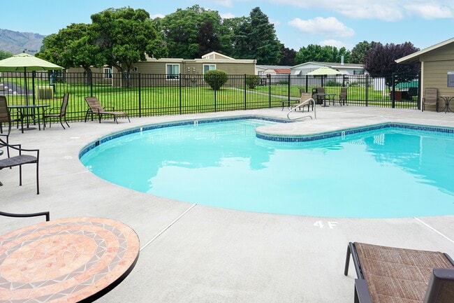 Photo - Park View Apartments