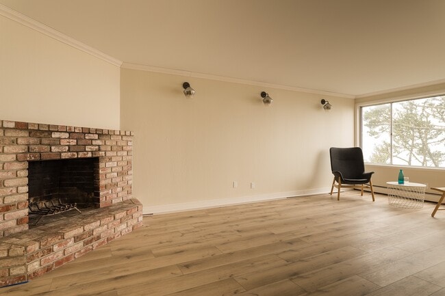 Photo - 2117 14th Ave