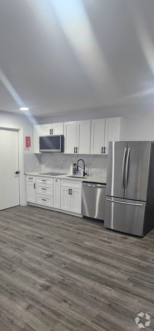 Building Photo - 2519 Waverly Pl Rental
