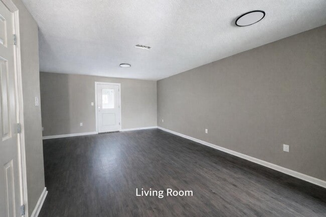 Photo - 1312 Jasper Ave