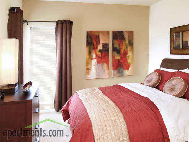 First Bedroom - Turnberry Place Apartments