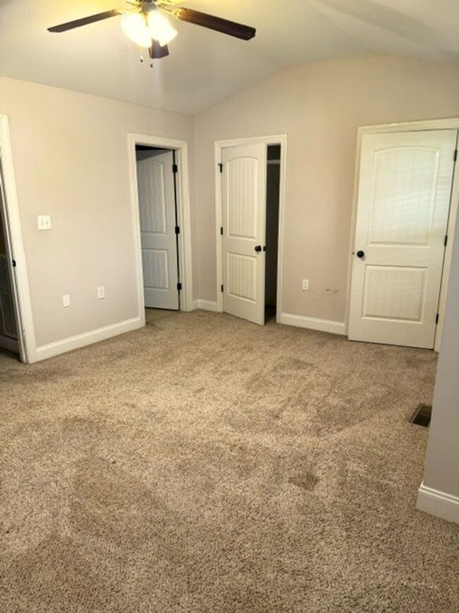 Photo - TOWNHOME IN THE CITY