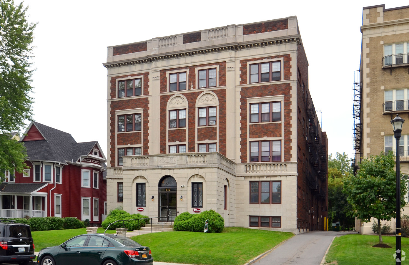 Shelbourne Apartments - Shelbourne Apartments