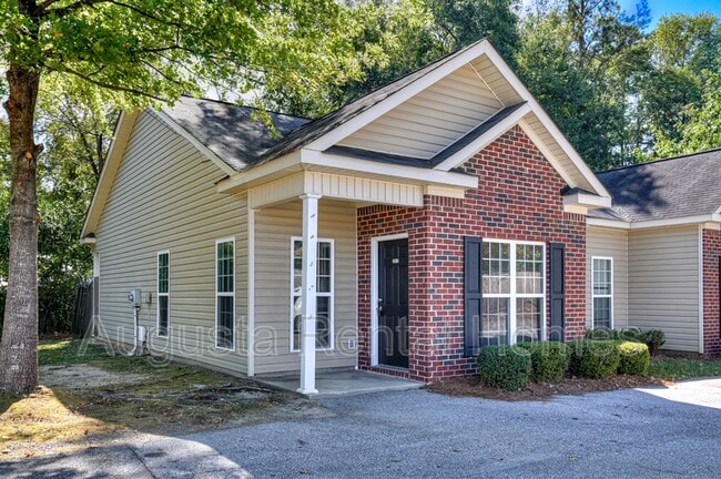 Photo - 2820 Old Riah Rd