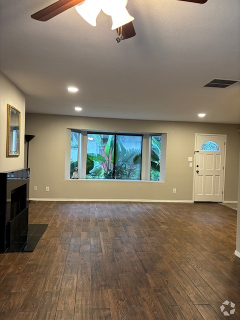 Building Photo - 635-613 13th St Rental