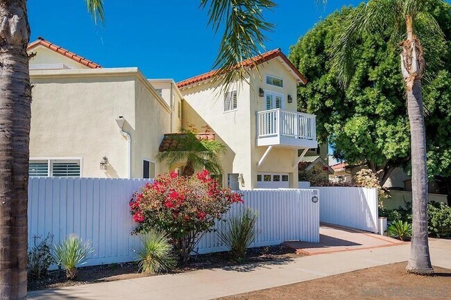 308 Palm Ave