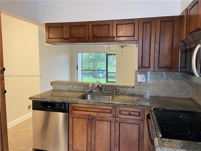 Photo - 713 Gardens Dr Unit 102