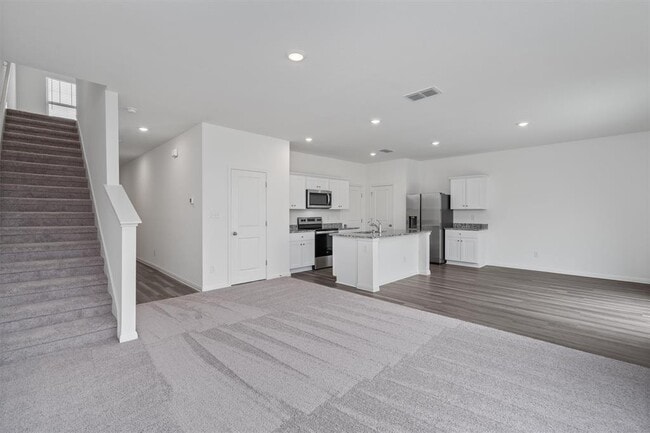 Photo - 109 Blackbear Dr