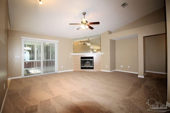 10878 Country Ostrich Dr