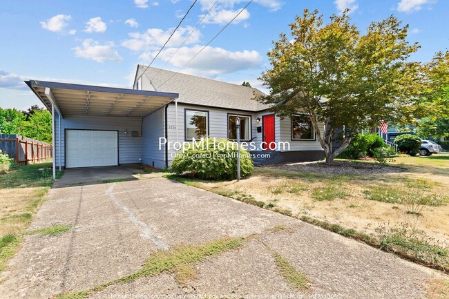 Building Photo - Three Bedroom Cottage in NE Salem! Rental