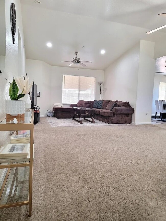 Photo - 6269 W San Carlos Ave
