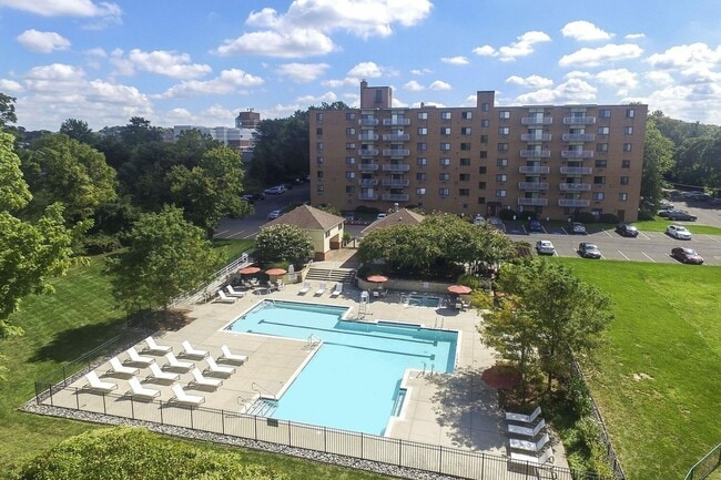 Outdoor Pool with Sun Deck