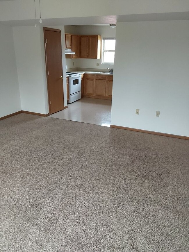 75 Cerise Ln