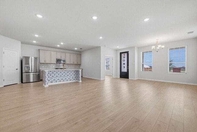 Photo - 245 Leeland Dr