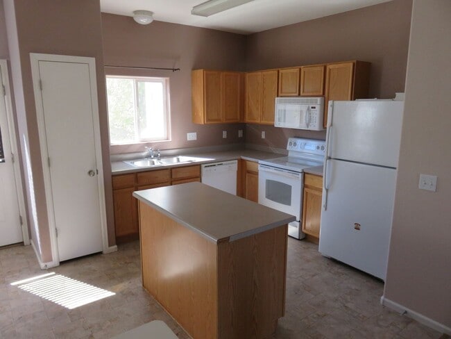 Photo - TWO BEDROOM TOWNHOME