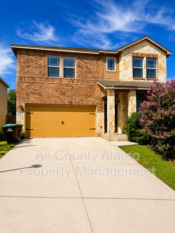 5565 Saffron Way