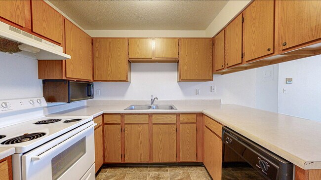 Photo - 1009 6th Avenue S