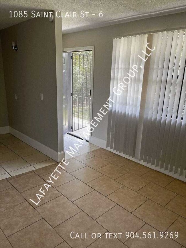 Photo - 1085 St Clair St Unidad 6