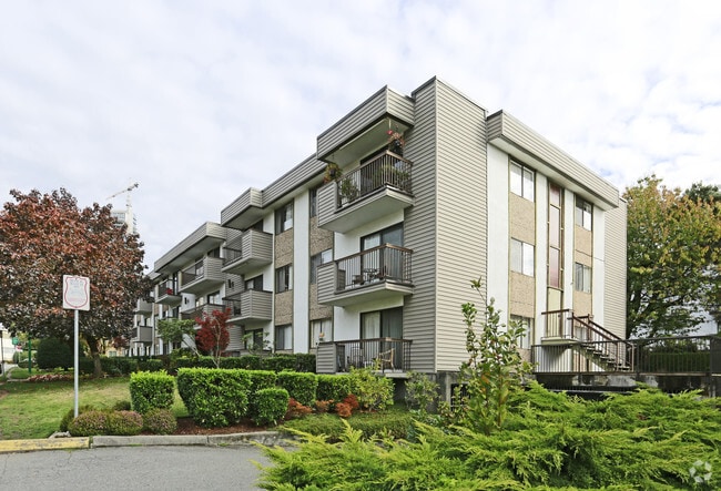 Building Photo - The Daniel