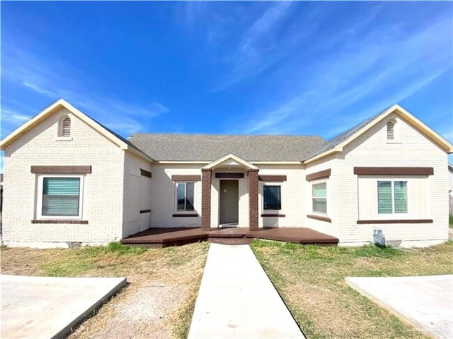 Building Photo - 1017 E Tom Landry St Unit 17 Rental