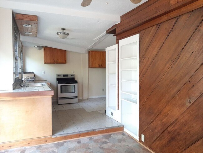 Photo - 1195 Mineral Ave Unidad 1195U Mineral Avenue