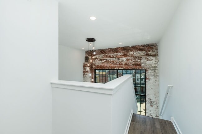 Photo - 3003 W Glenwood Ave Unit 19