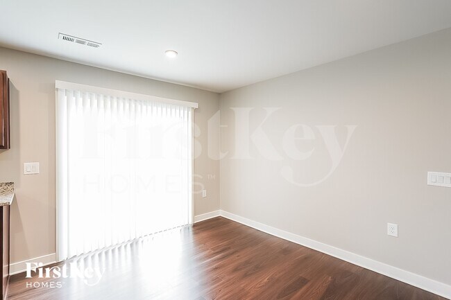 Photo - 903 Wilkinson Ln